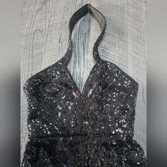 Women's Cider Halter Glittery Sequined Black One Piece Flared Romper (SIZE:XS) - Picture 5 of 7